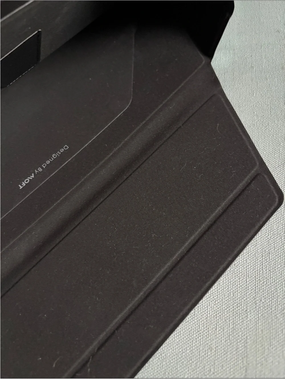 MOFT laptop stand